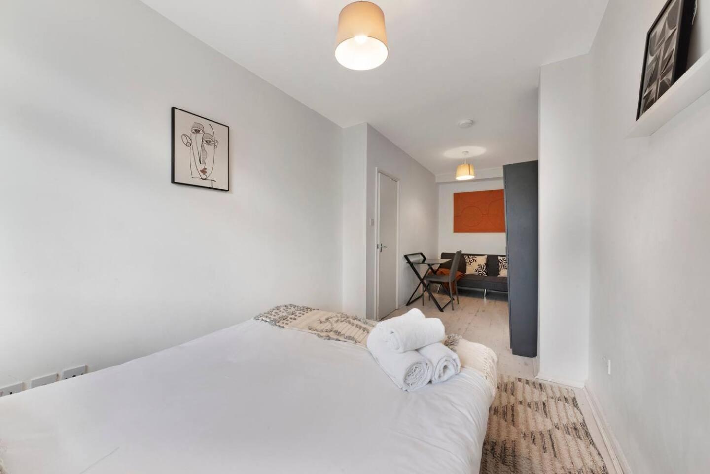 2 Bed Apartment- Finsbury Park Station B London Exterior photo